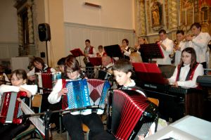 Lors du concert avec de jeunes accordonistes