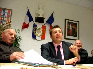 Michel Mourand, maire et Alain Chrtien.