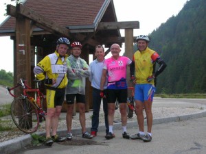 Elian Mathenet ( droite) avec les autres participants  cette grande randonne  vlo entre copains.